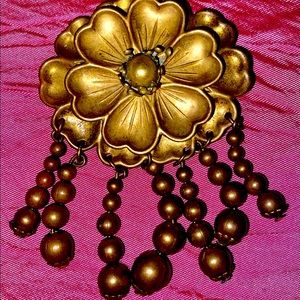 Vintage floral brooch